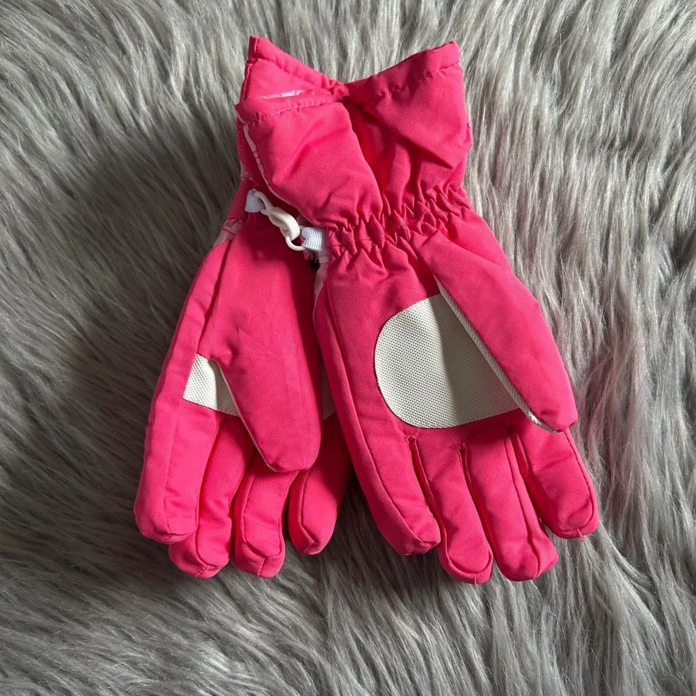 Nintendo Super Mario Snow Gloves‎ Girls Size Small/Medium Pink Princess Peach